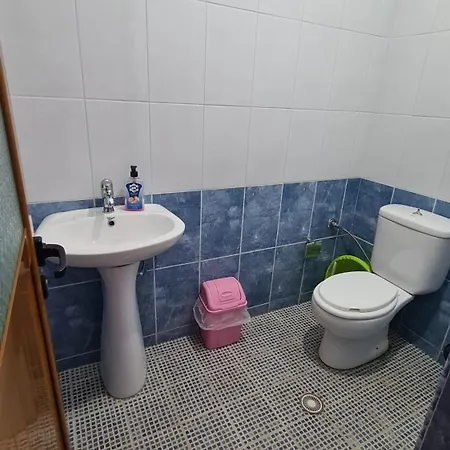 Aparthotel Reshat Caca