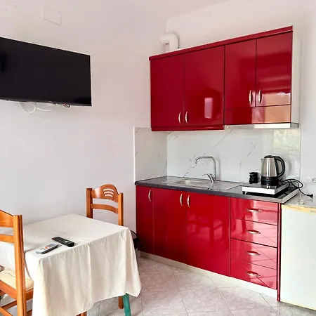 Apart Otel Reshat Caca Ksamil