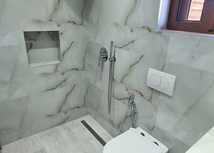 Reshat Caca Lejlighedshotel 3*