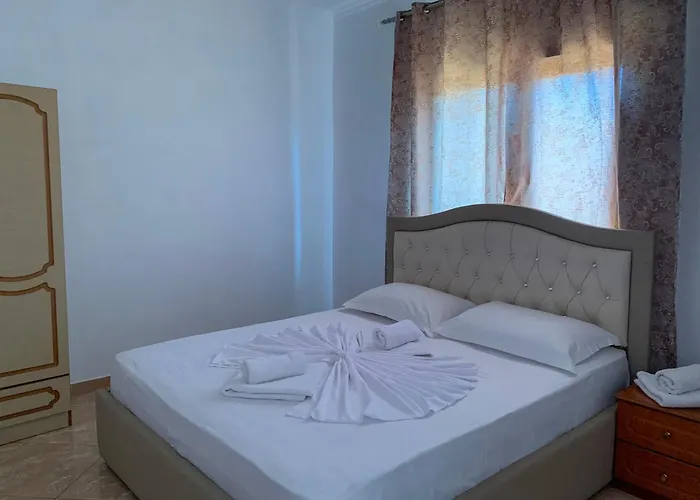 Reshat Caca Lejlighedshotel 3*