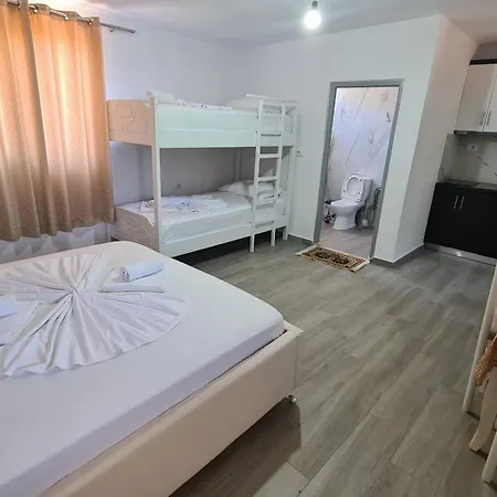 Reshat Caca 3* Ksamil